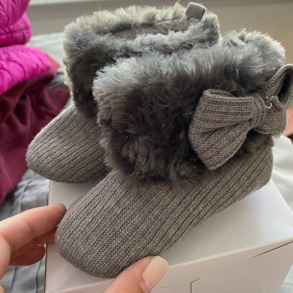 Baby girl booties